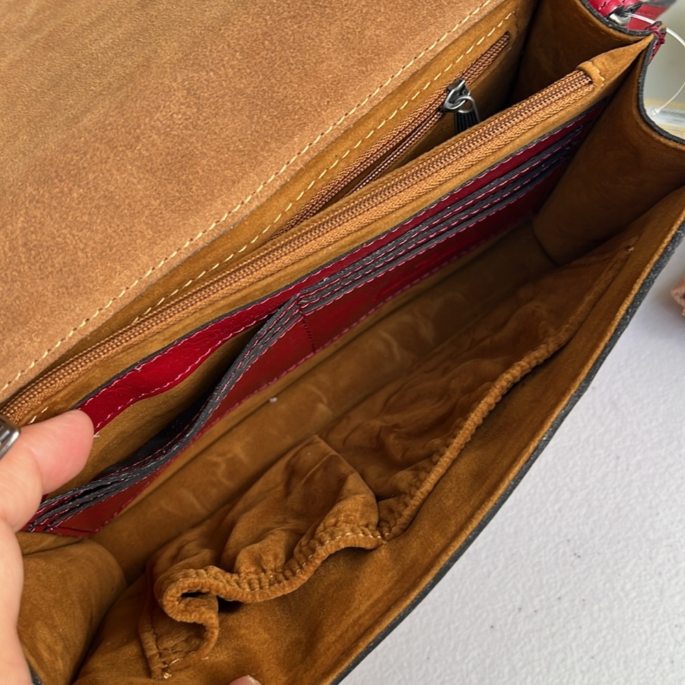 PATRICIA NASH Lanza tooled leather crossbody bag red - Picture 13 of 17